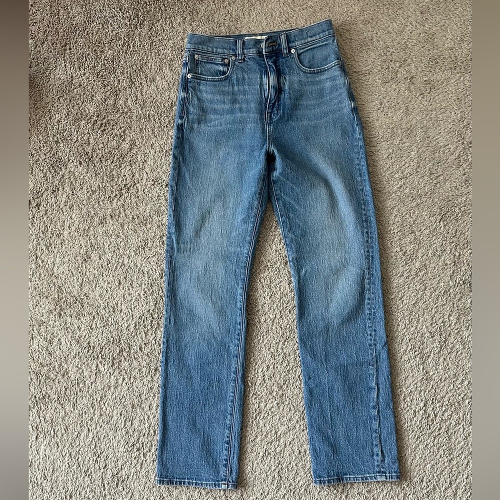 Madewell Straight Leg Jeans in Medium Blue Wash 27T
